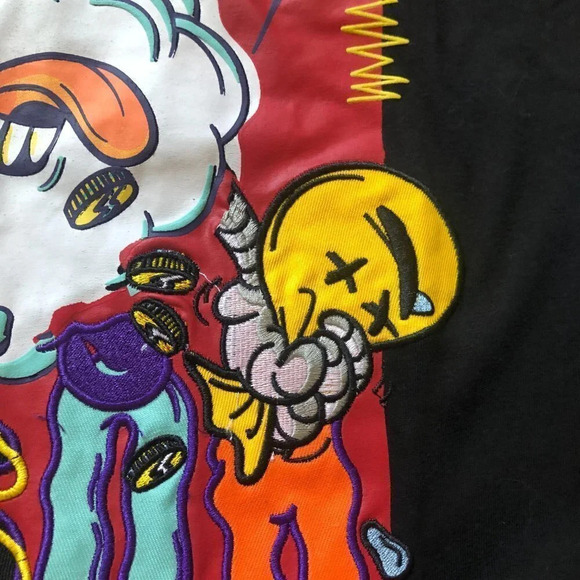 Hustle Animation Embroidered Tee by Screenshots Medium - Picture 5 of 7